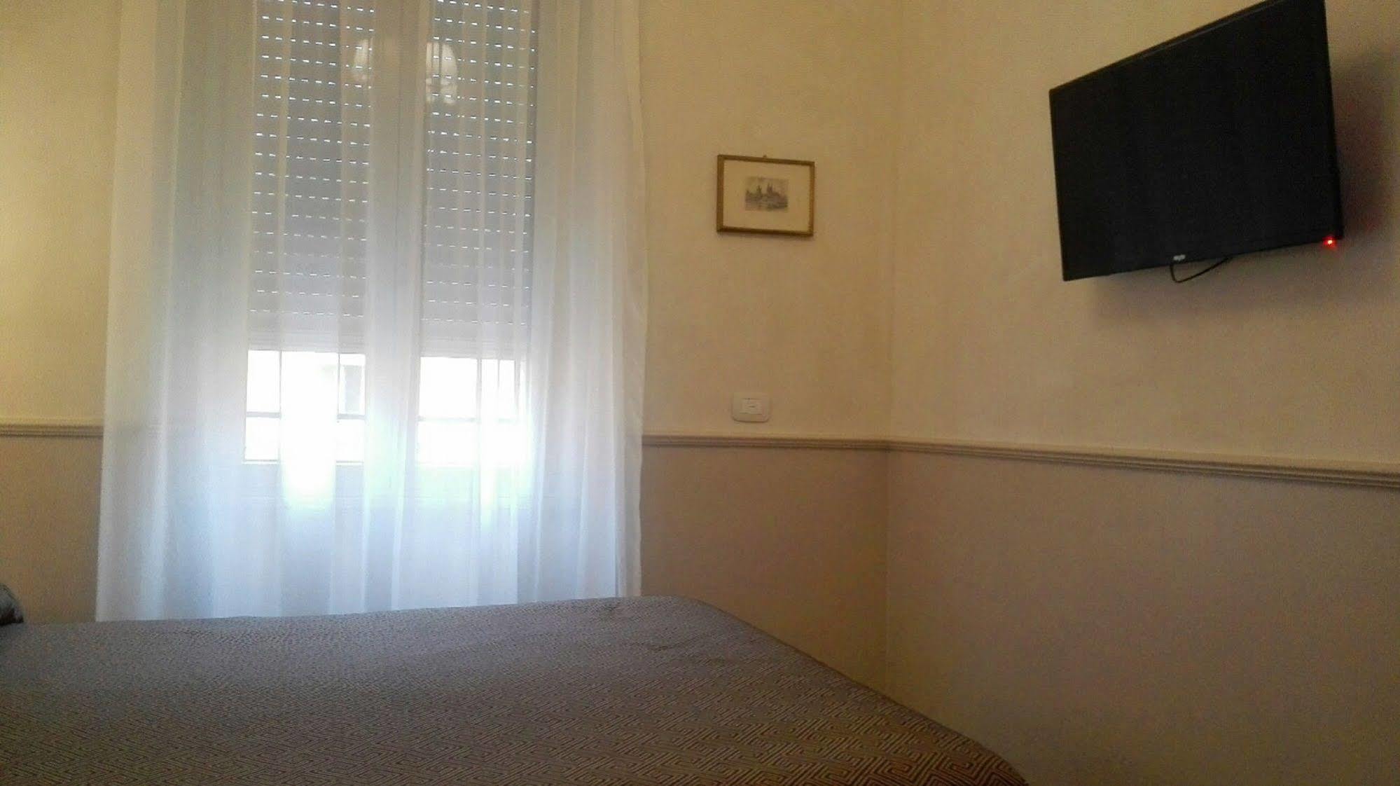 Residenza Cavallini Рим Экстерьер фото